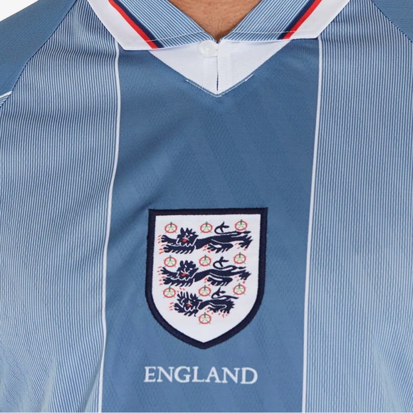 England 1996 Away Euro Championship Retro Shirt - Picture 4 of 6